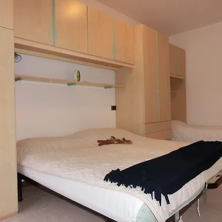 Feel At In With Fenced Garden Бибионе